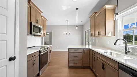 24-31 Pendergrass Dr-24