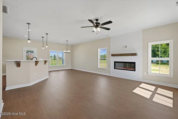 17-32 Pendergrass Dr-17