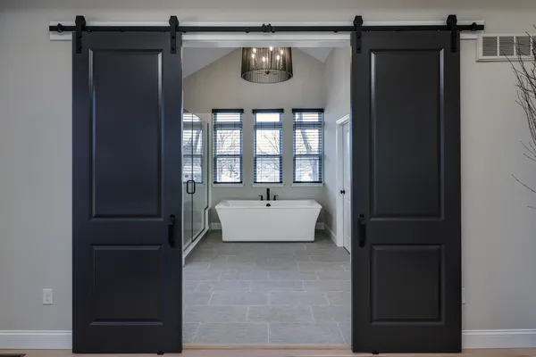 Owners Bath Barn doors