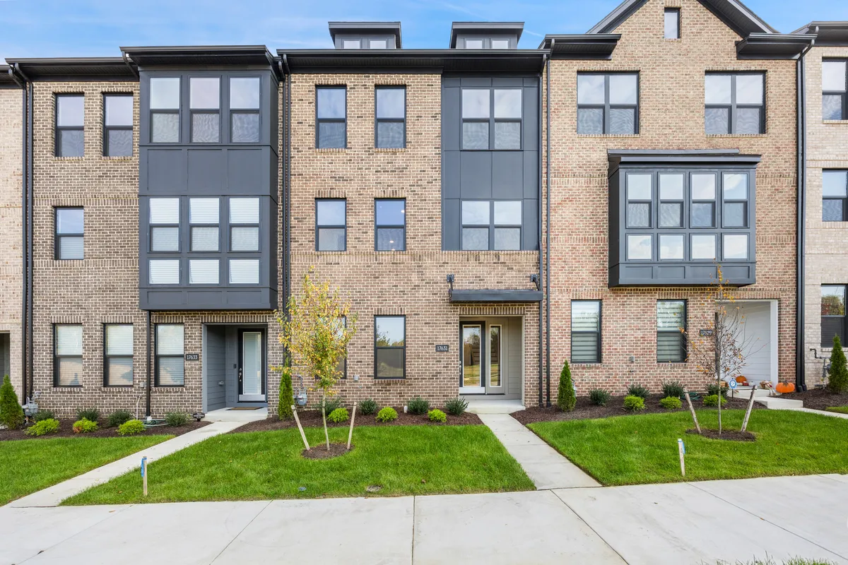 17631 Lake Melford Avenue - Unit 39-E