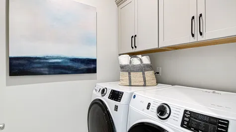 Victor | Laundry Room