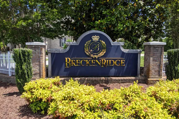 Entrance to the new home community of Brekenridge in Thomasville NC