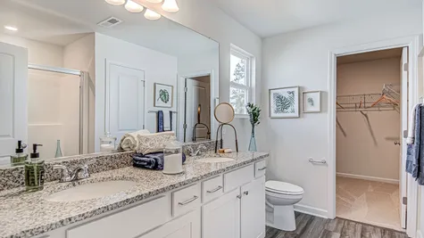 Primary Bathroom | Russell Plan