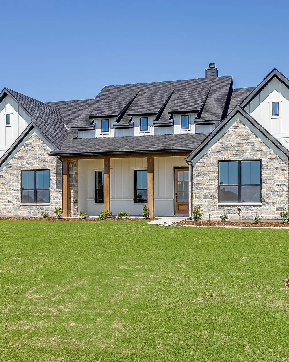 Front exterior of an Elmwood custom home