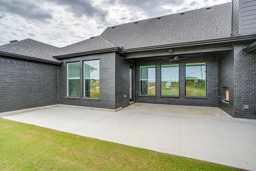 4511 Matador Ranch Ct Waxahachie in Waxahachie, Texas — photo 5