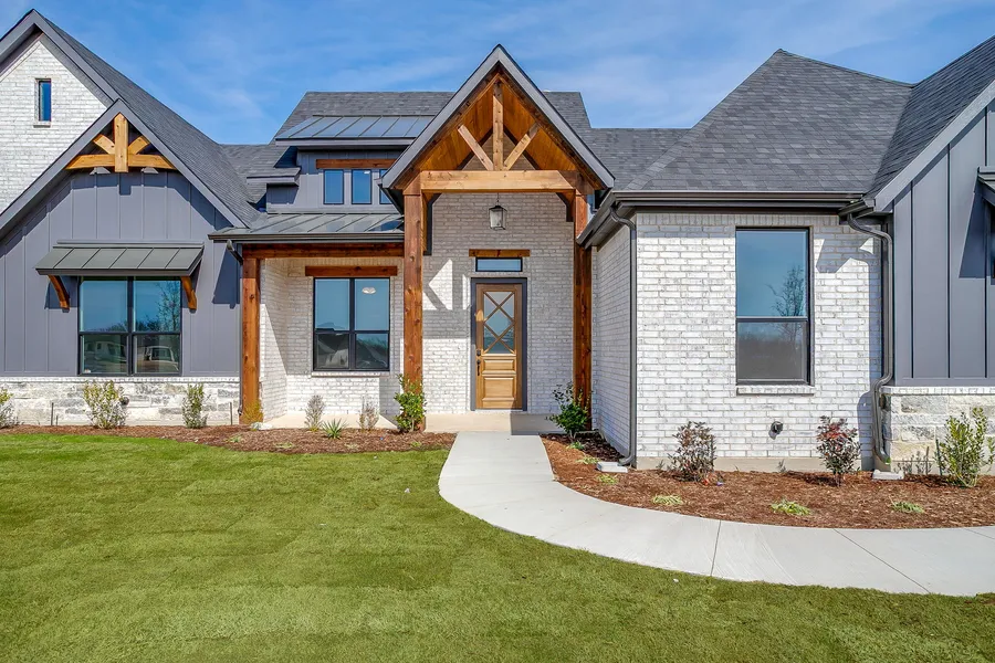 410 Olson Rd in Waxahachie, Texas — photo 6