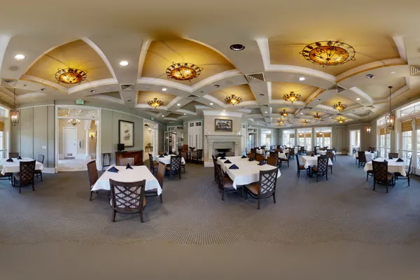 Luxury golf club dining hall in Florida