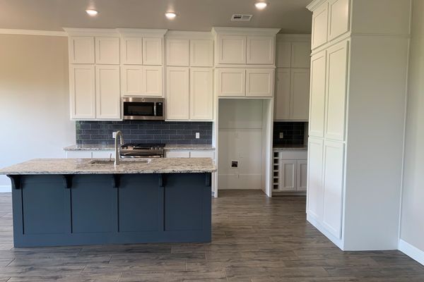 New Home for Sale in Moore, Moore Schools, Luxury Kitchen