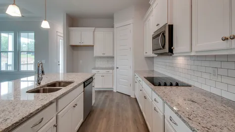 Providence I, Kitchen White cabinets and stainless steel appliances