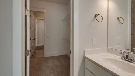 Inglewood, Owner's Bathroom, Walk-In Closet With Door To Laundry Room