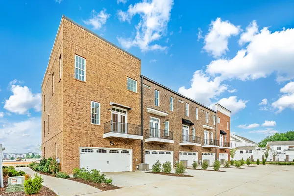 Live Work Townhomes • The Heights District at Town Madison