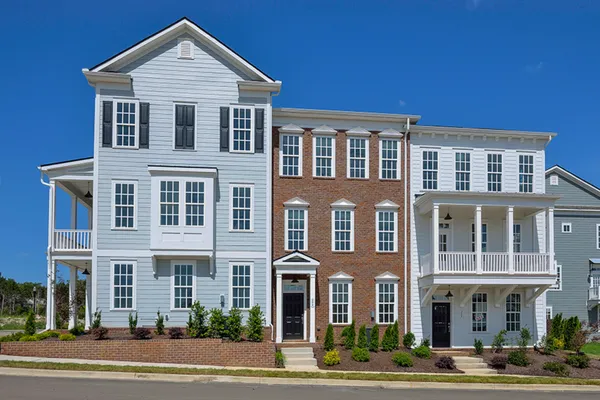 Westbrook & Highland Townhomes at Burkitt Commons