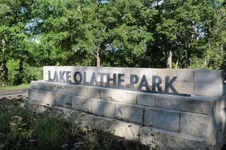 Lake Olathe - Park