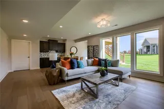 MODEL HOME PICTURE