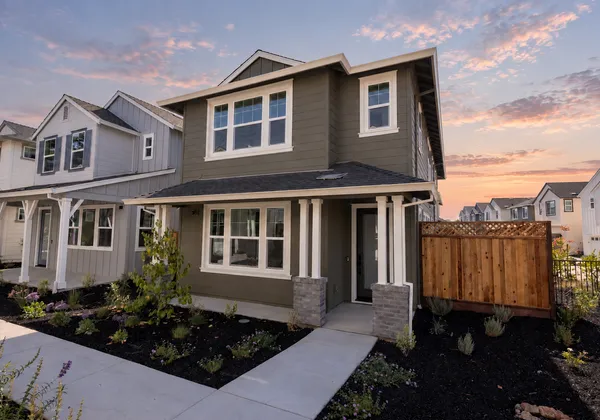 Bungalow-Style Plan 2 - Homesite 24