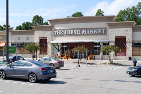 Exterior photo of local supermarket, The Fresh Market
