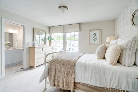 Maple Owner's Suite in Kennington Townhomes