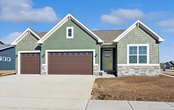 PHOTOS OF SIMILAR PROPERTY