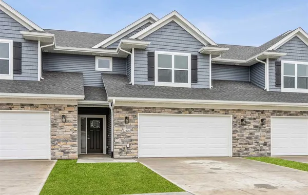 PHOTOS OF SIMILAR PROPERTY