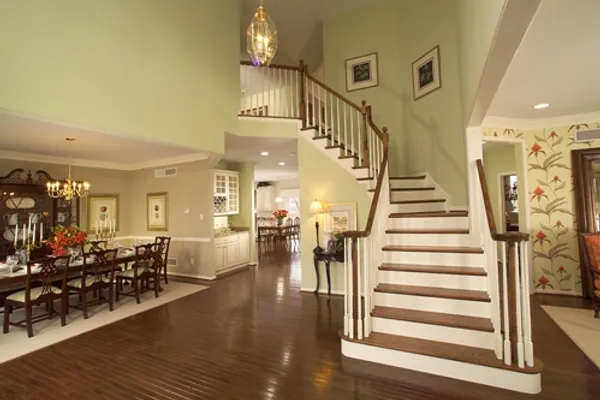 main foyer by a home builder in delaware, wilkinson homes